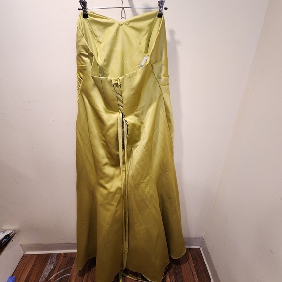 Alfred Angelo green Floor Length Strapples Satin gown fit XL + - Picture 7 of 15